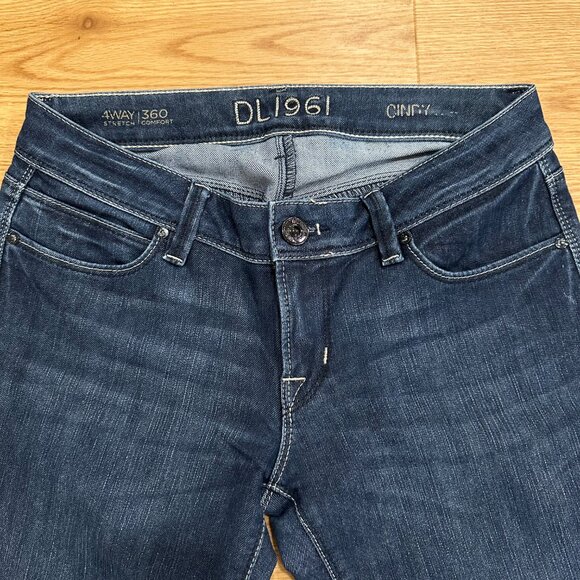 DL1961 Women's Cindy Bootcut Denim Jeans Size 27 - Picture 2 of 12